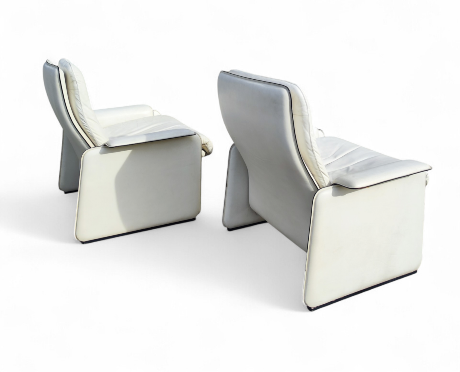 Pair of De Sede armchairs - Image 2