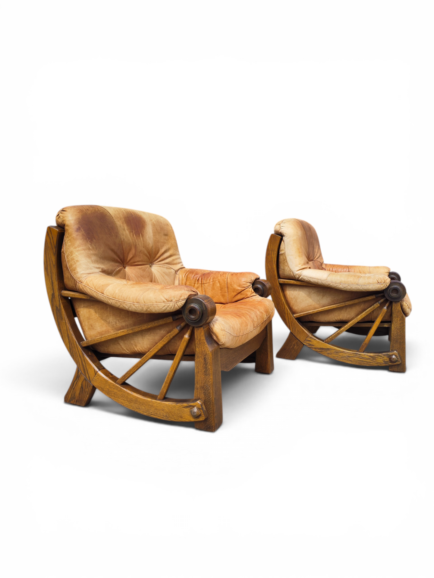 Pair of brutalist oak cartwheel armchairs - Image 3